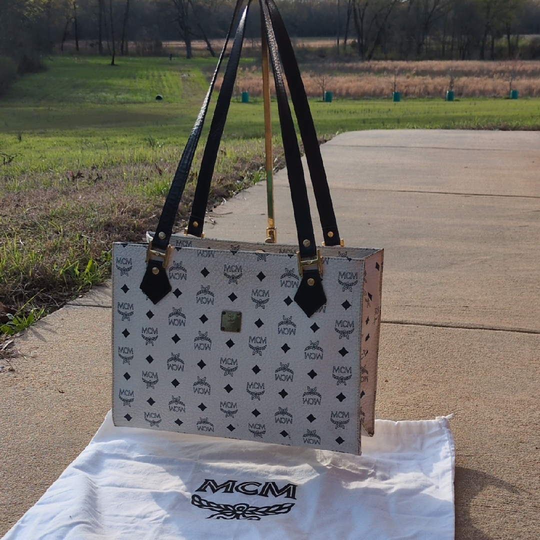 Mcm Vintage White And Dark Navy Blue Visetos Tote Shoulder Bag With Dust Bag